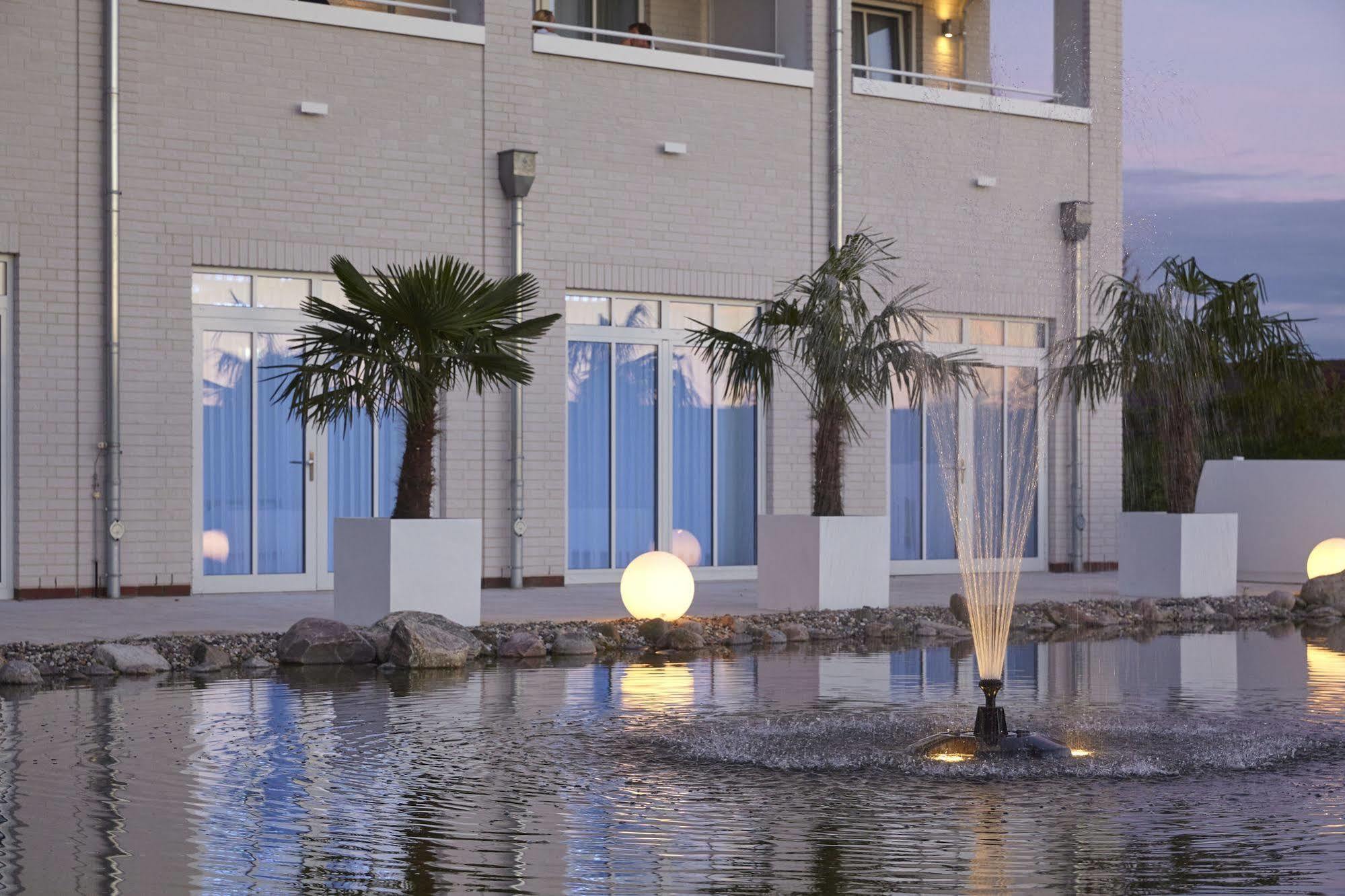 nordica Hotel Friesenhof Büsum Exterior foto